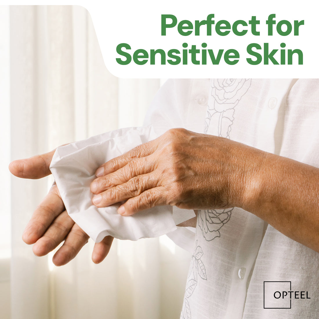 Soft Cucumber Scent Adult Wipes - 12 Packs of 60 (720 Wipes)